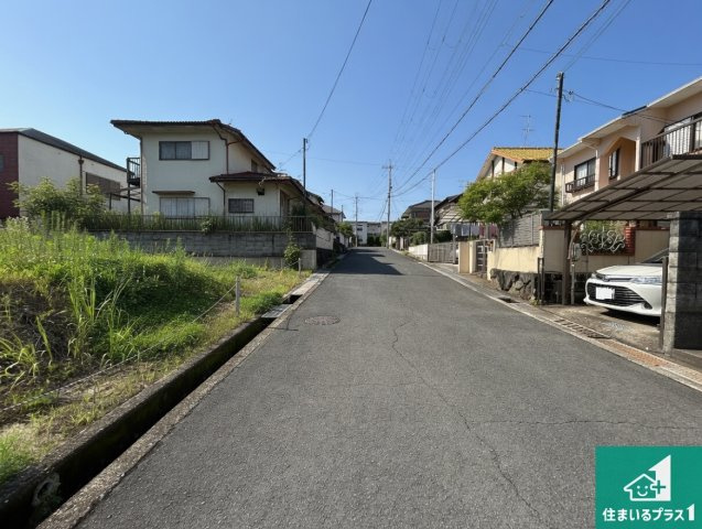 ●5(土)6(日)現地案内可能！　北葛城郡河合町高塚台の前面道路含む現地写真|駅やスーパー、小学校・中学校等日常生活に欠かせない情報や道のりもご紹介いたしますのでお気軽にご相談ください。