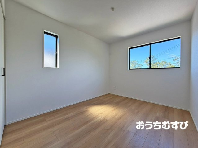 守山区上志段味3期(全13棟)の前面道路含む現地写真