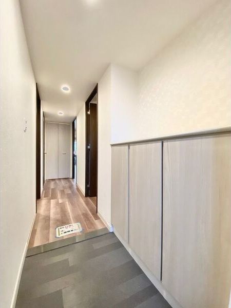 S-RESIDENCE茶屋ヶ坂Eastの玄関
