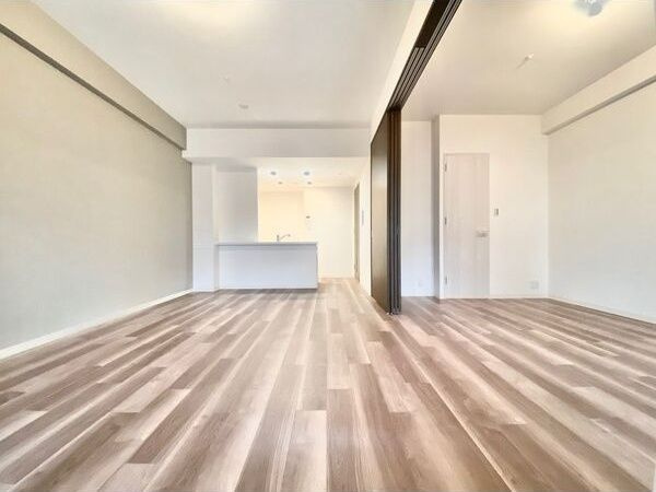 S-RESIDENCE茶屋ヶ坂Eastの居間・リビング