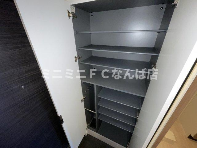 プレサンス新町ウィズ　 ジョイの玄関