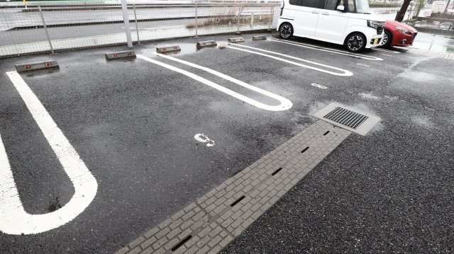 ソレイユの駐車場