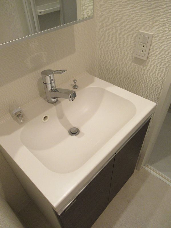 HY’s Stage Brillantの独立洗面台