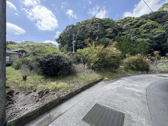 中山町173住宅用地分割案の前面道路含む現地写真