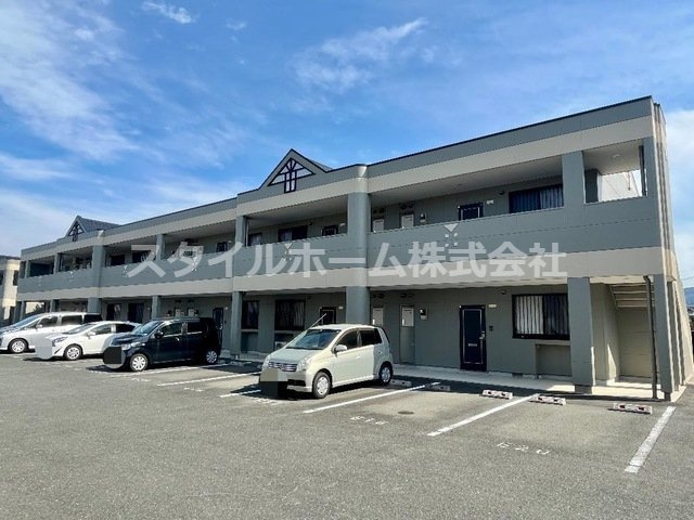 フィールドピアＥの外観