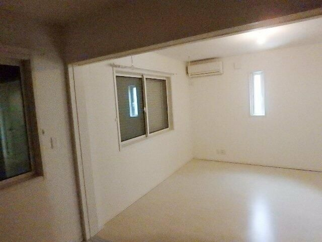 Ｄａｍａｎｓａｒａ　Ｗａｓｅｄａの居間・リビング