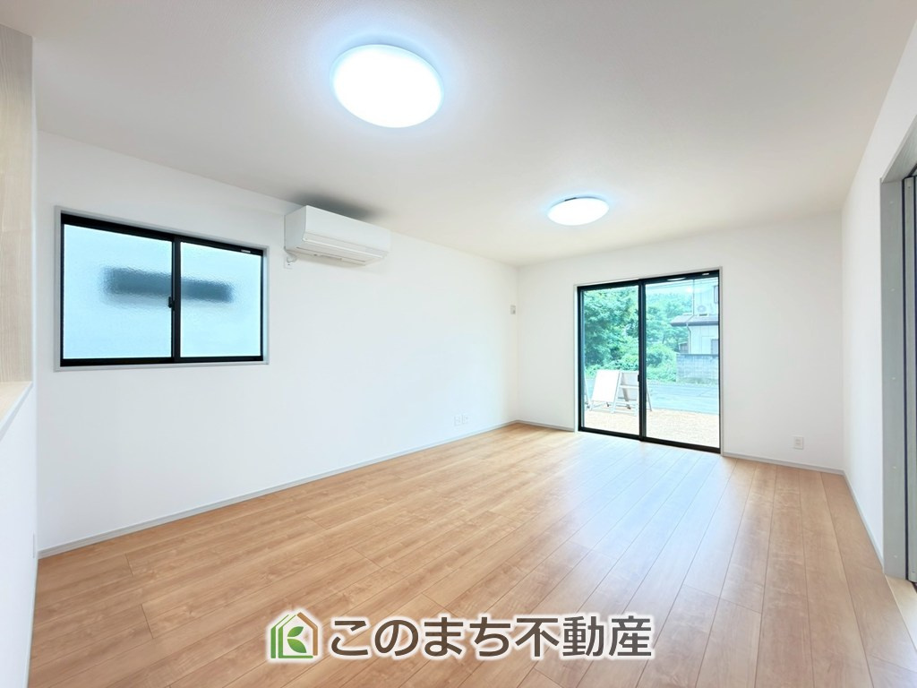 いろどりアイタウン那須塩原市埼玉23-P1のキッチン|同社施工物件の写真です。※建具やフローリング、その他仕様が違う場合がございます。