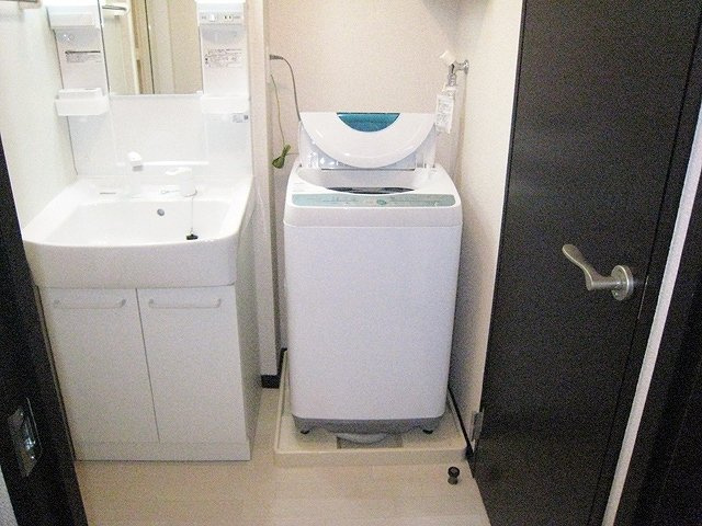 内装は落ち着いています