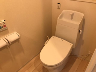 シャワー付トイレ
