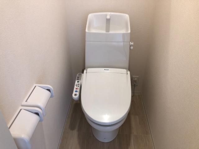 シャワー付トイレ