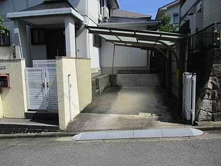西区己斐上2丁目の玄関