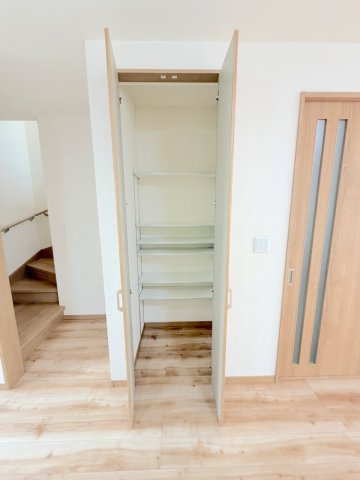 東入部１丁目戸建の収納