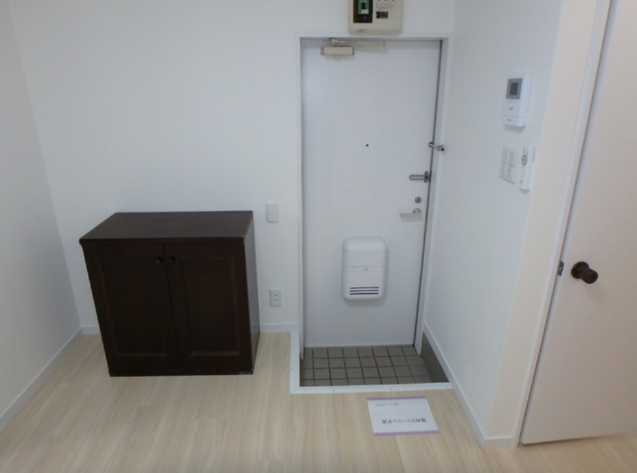 ＮＫハイム元郷の玄関|別部屋参照