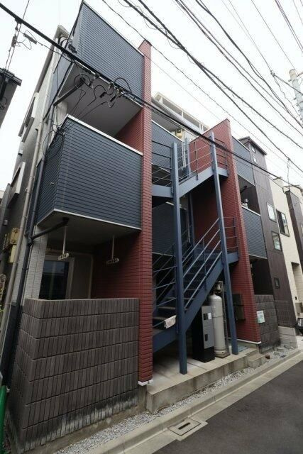 エヌブランの外観