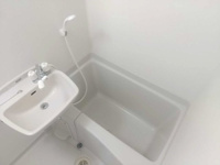 落ち着いた空間のお風呂です