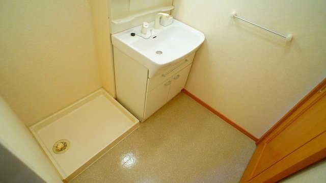 明るい洗面所です