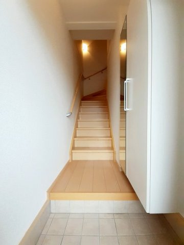 シンプルで使いやすい玄関です