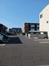 車をお持ちの方に嬉しい駐車場付きの物件です