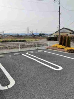 駐車場完備です