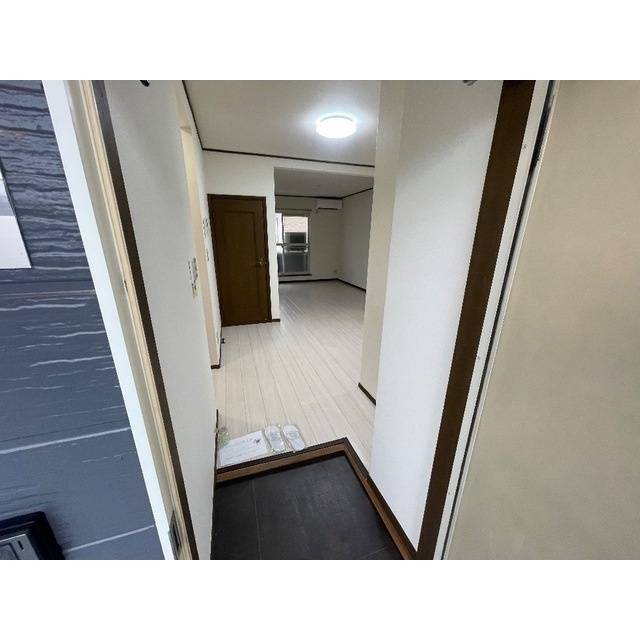 シンプルで使いやすい玄関です
