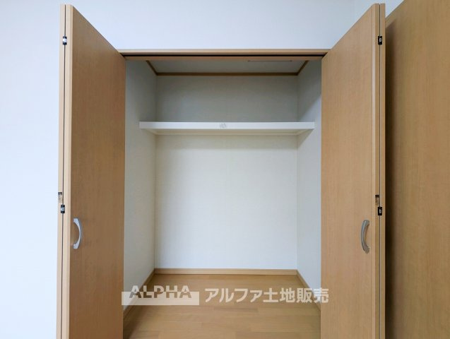 東京都羽村市神明台2 中古戸建の収納|【Go filled with memories】
◆ありったけの◆住空間をよりよくするためには大切な収納スペース。時が経ち思い出がここに詰まっていく。