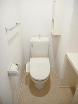 清潔感のあるトイレです
