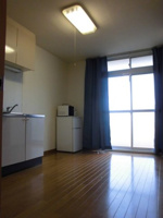 お部屋によって家具・家電が「有り」と「無し」がございます。