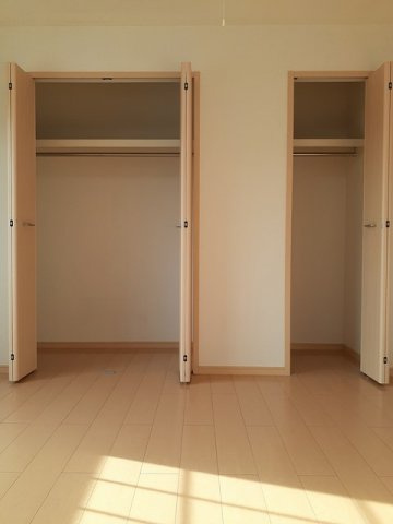たっぷりとした収納スペースです