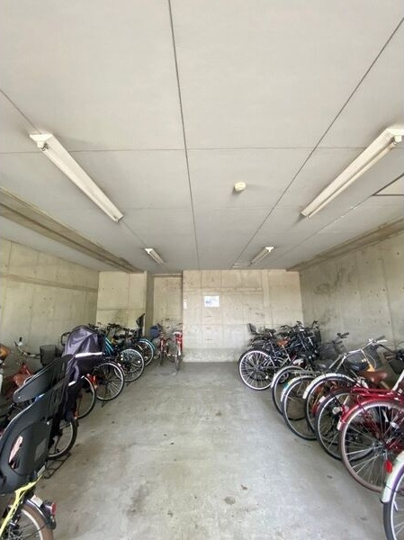 フェルザ住之江公園(旧:住之江フタバビル)の設備