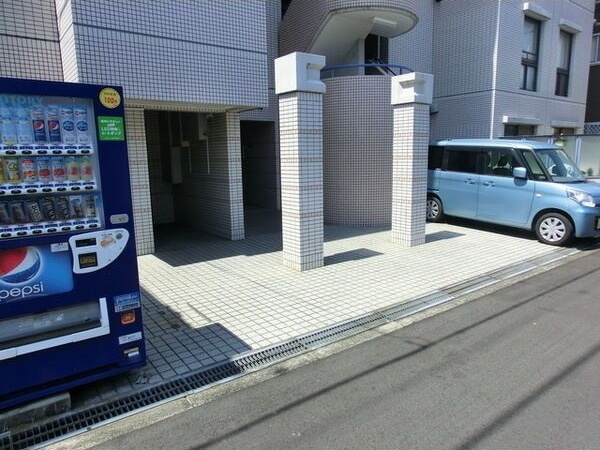 メロディーハイム万代の外観
