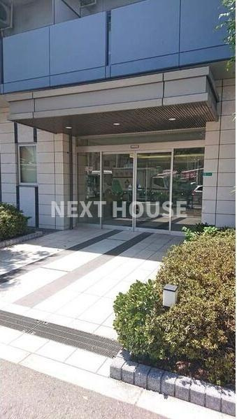リアライズ住之江公園のエントランス