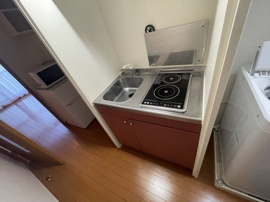 コンパクトなキッチンで掃除もラクラク
