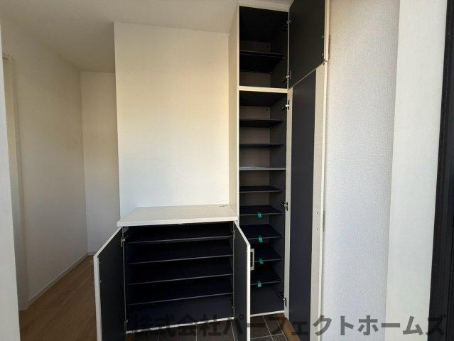 成田東が丘新築戸建ての収納|ちょっとした収納スペースも充実しています