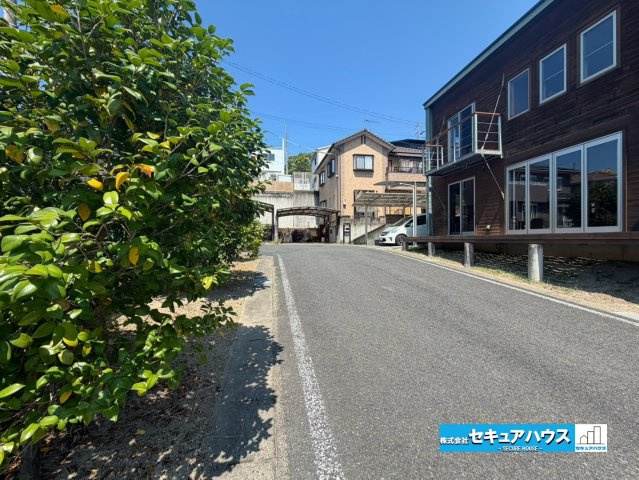 【中古戸建】知多市岡田字善坪の前面道路含む現地写真|事前予約にて現地ご見学いただけます！お気軽にお問い合わせください♪
■株式会社　セキュアハウス　豊明支店■
住宅ローンに強く、知識、経験豊富なスタッフ在籍
お客様に寄り添い、ご成約後もサポート致します