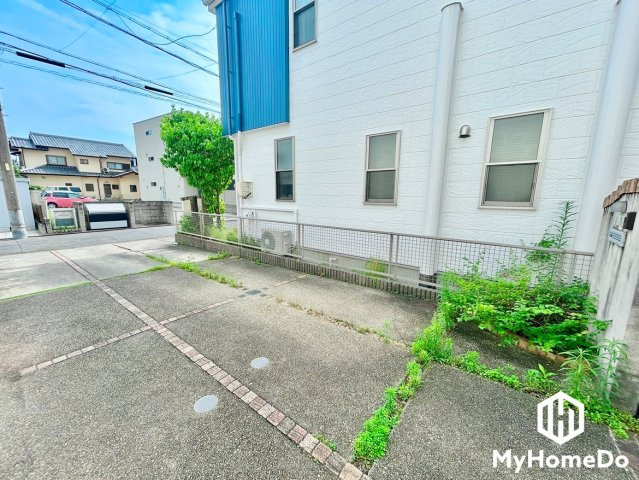 守山区鳥羽見1丁目の駐車場