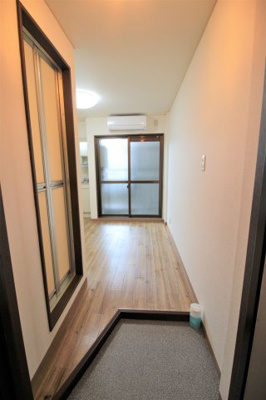【玄関】 | トマトハイツ菱屋西