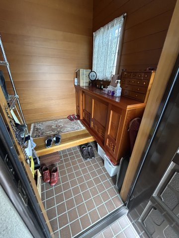 中古一戸建て　高崎市吉井町吉井の玄関