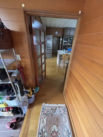 中古一戸建て　高崎市吉井町吉井の玄関