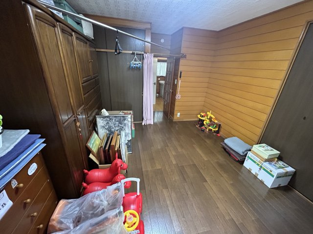 中古一戸建て　高崎市吉井町吉井の洋室