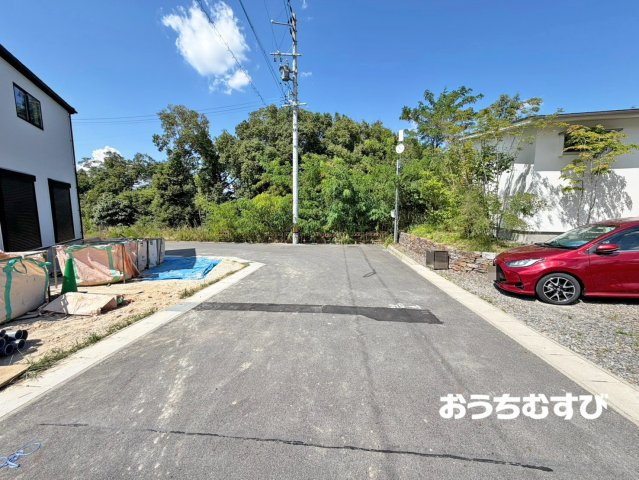 守山区上志段味3期(全13棟)の前面道路含む現地写真