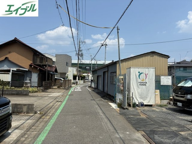 小牧市元町1丁目　中古戸建の前面道路含む現地写真|前面道路含む現地写真です