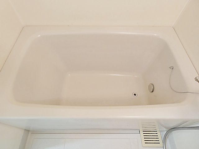 レージュ長久手の浴室