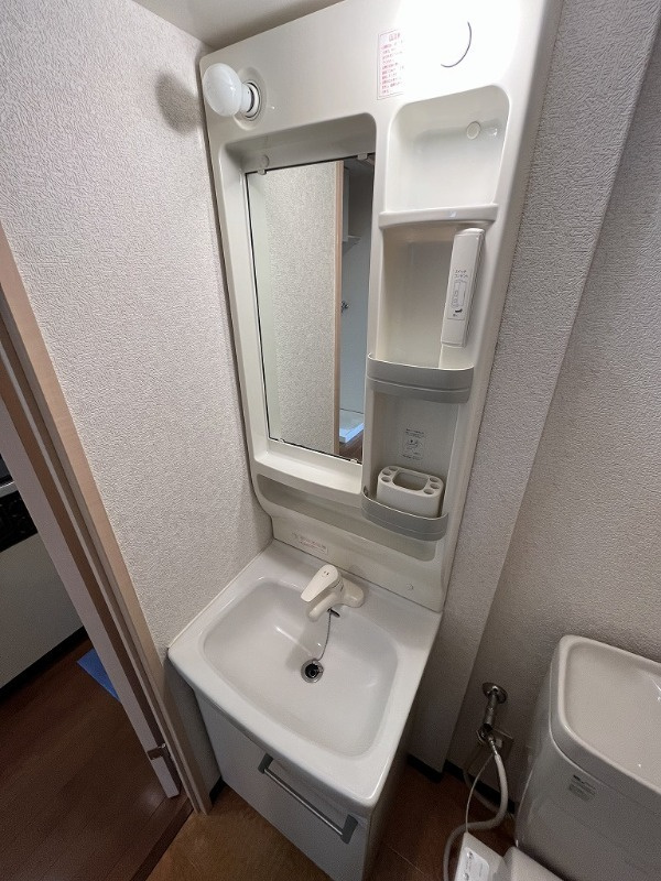 福岡市博多区博多駅前４丁目の賃貸マンションの独立洗面台