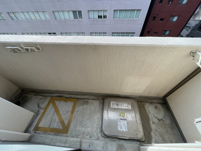 福岡市博多区博多駅前４丁目の賃貸マンションのバルコニー