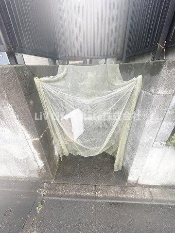小平市学園西町１丁目のアパート