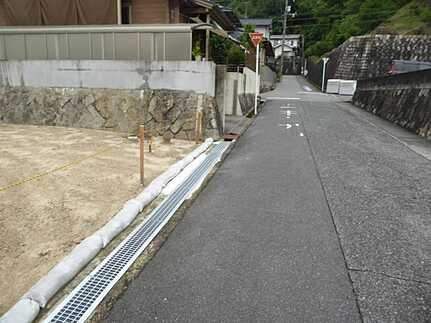 安佐北区口田５丁目の前面道路含む現地写真