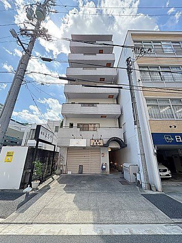 メゾンパール泉の外観