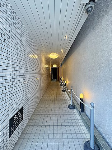 メゾンパール泉のエントランス