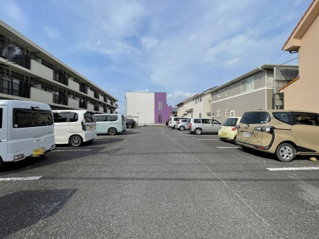 Mガーデンパレスの駐車場