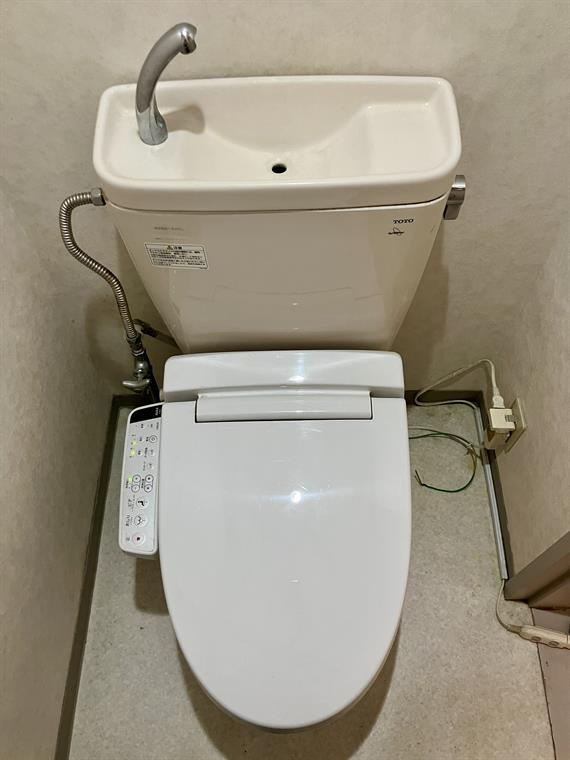四谷フラワーマンションのトイレ